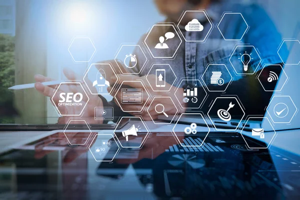 Co musí obsahovat moderní firemní web v roce 2026